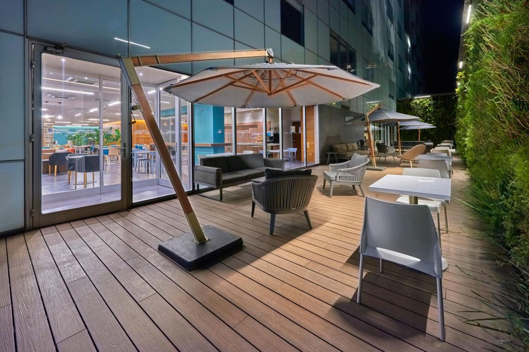 City Express Plus By Marriott Ciudad De Mexico Santa Fe Экстерьер фото
