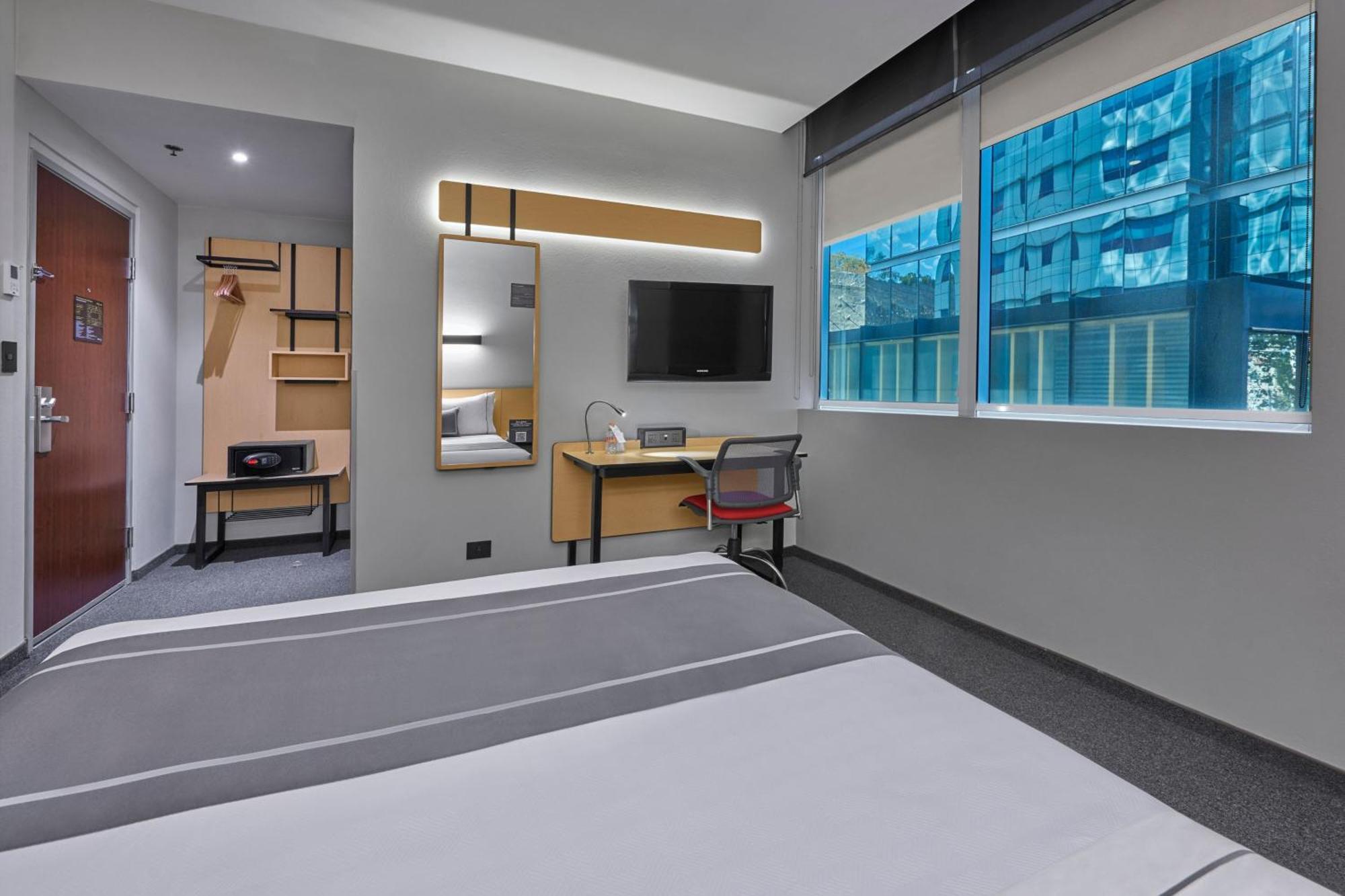 City Express Plus By Marriott Ciudad De Mexico Santa Fe Экстерьер фото